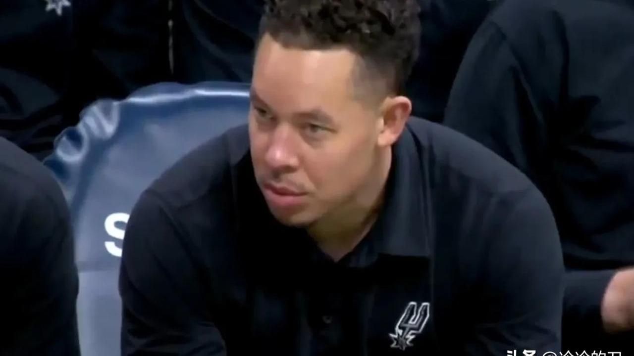 包含黄蜂惨遭马刺绝杀，惊险失利的词条