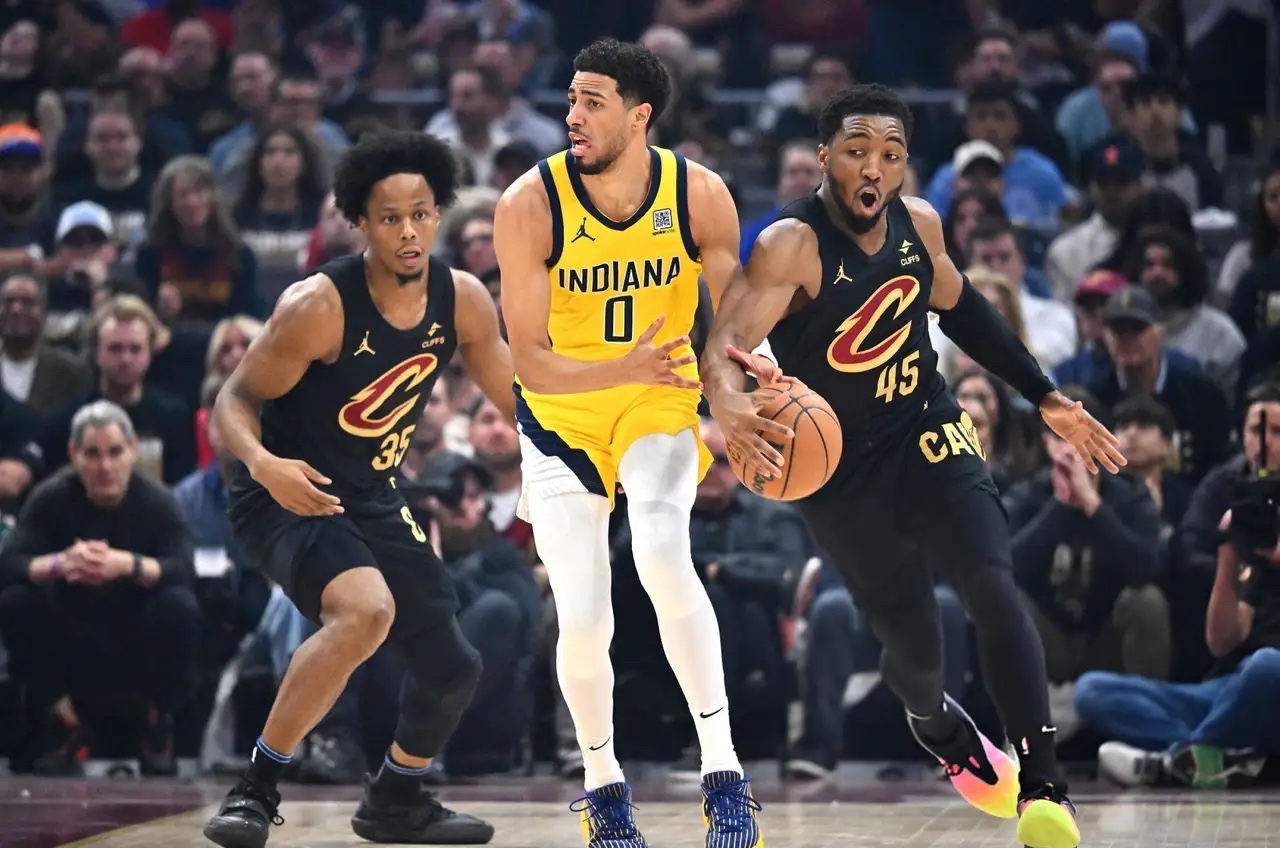 步行者主场胜独行侠终结两连败的简单介绍