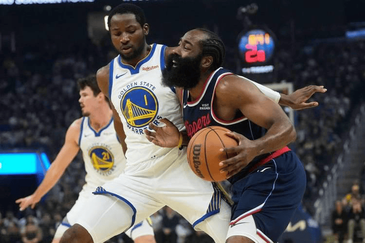 勇士轻取江苏队，乔治统治全场的简单介绍