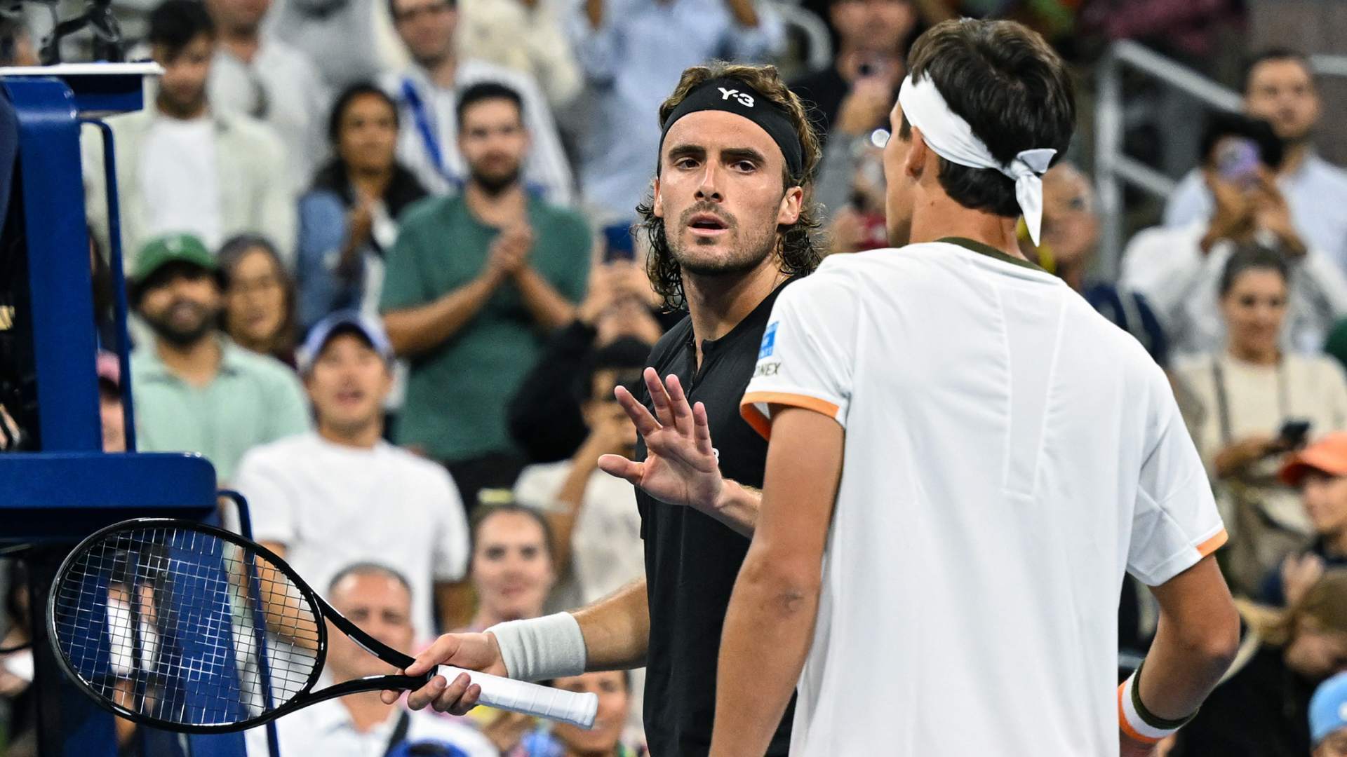 开云体育登录-澳网险胜拉沃尔杯，西西帕斯刷新纪录