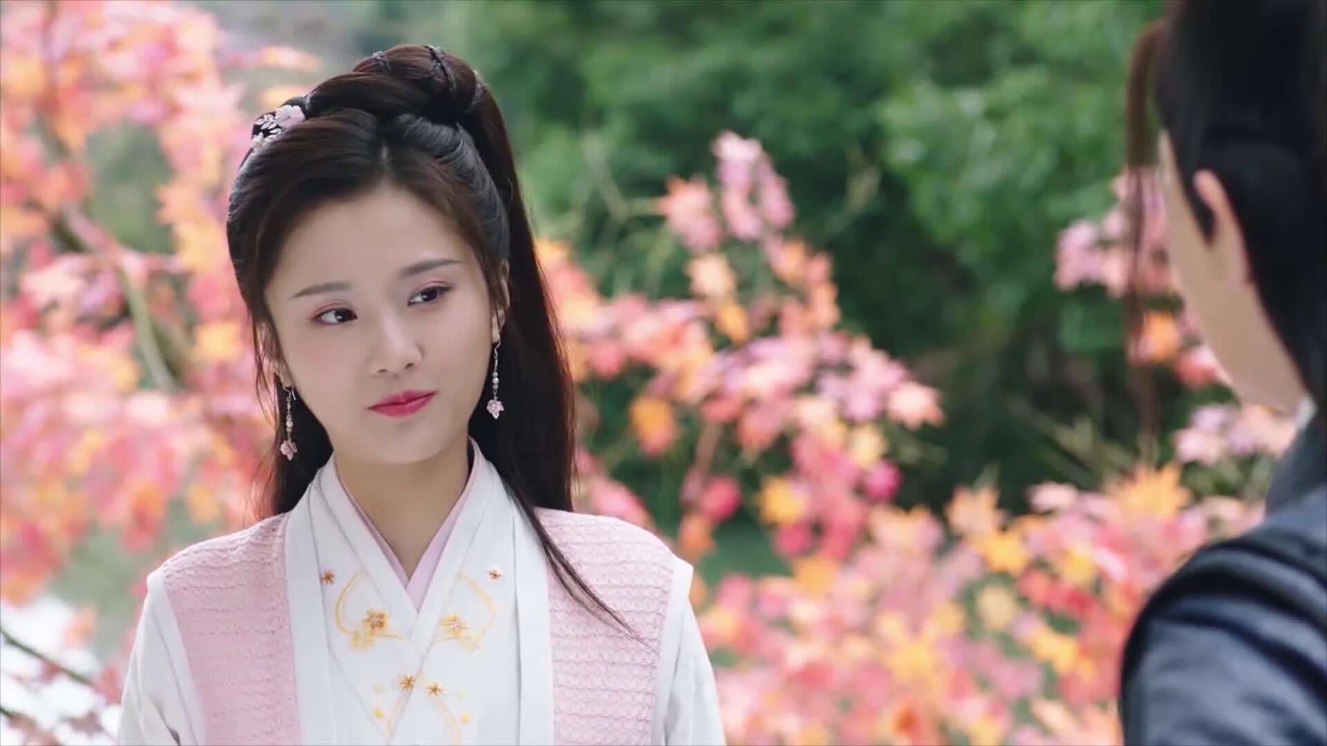 引擎轰鸣夜，切特以一己之力统治F1街道赛