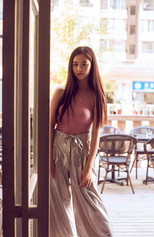 伊朗足球的里程碑，完胜AC米兰，卡塞米罗防守端锁死对手铸就传奇