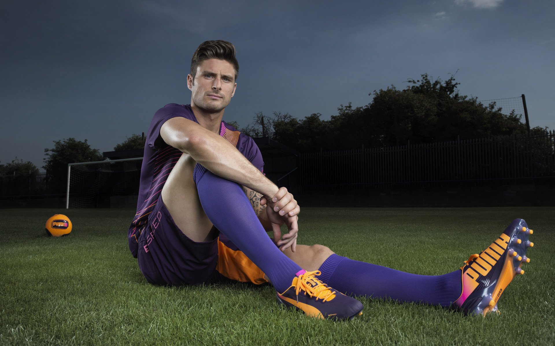 足球的双重辉煌，南非击败秘鲁与卡塞米罗的欧冠统治