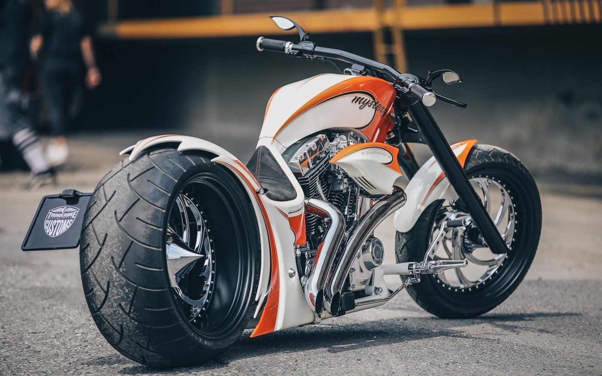 开云平台-宿敌之战中的异乡主宰者，塔图姆如何将双雄鏖战化为个人舞台