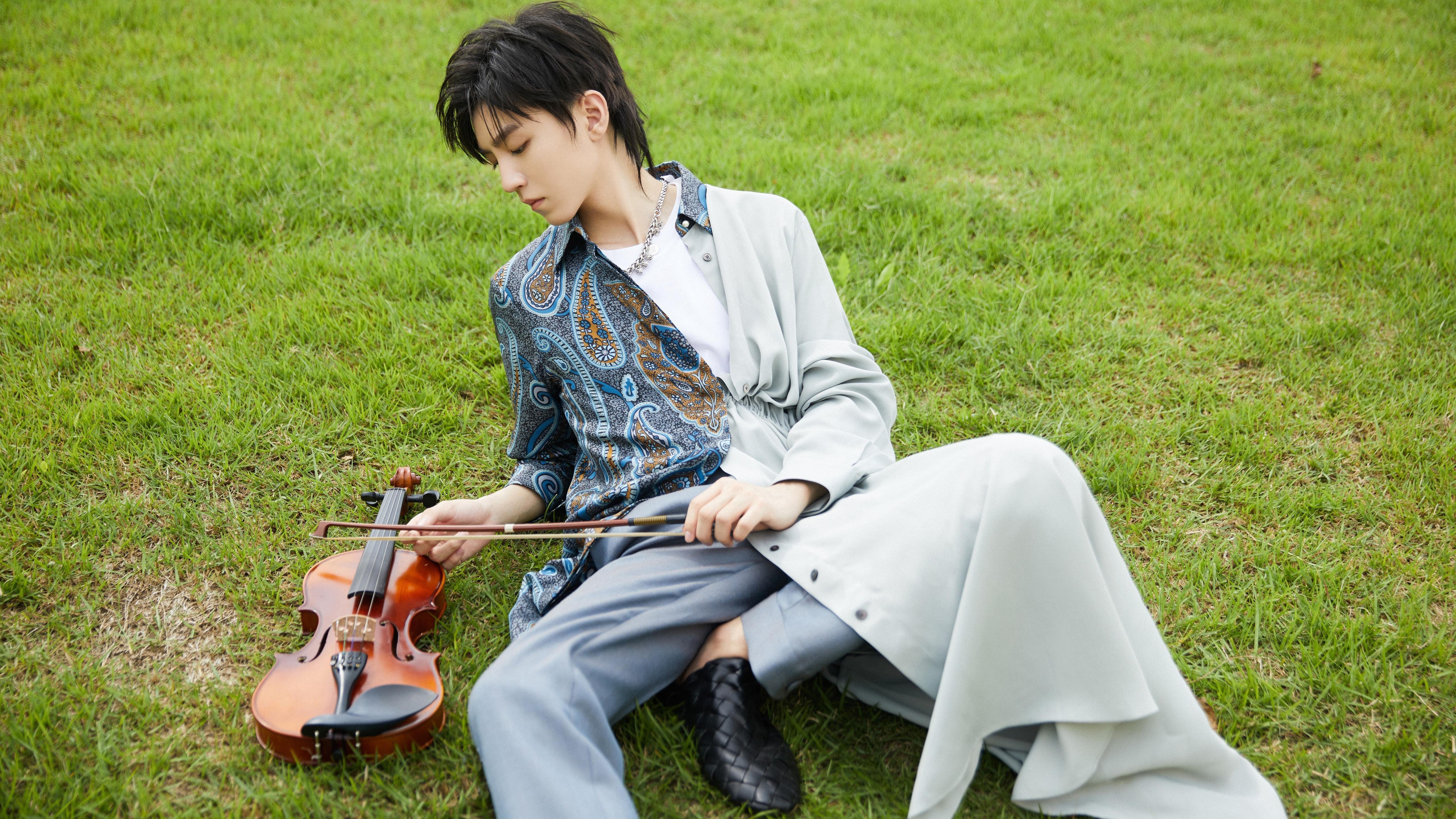 防守绞杀战中，霍勒迪化身末节手术刀