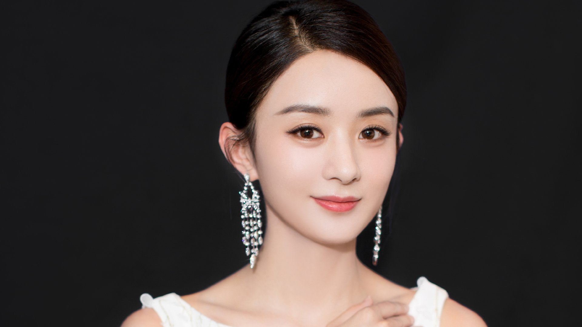 跨界争冠，黄蜂在英超焦点战中上演篮球绝杀