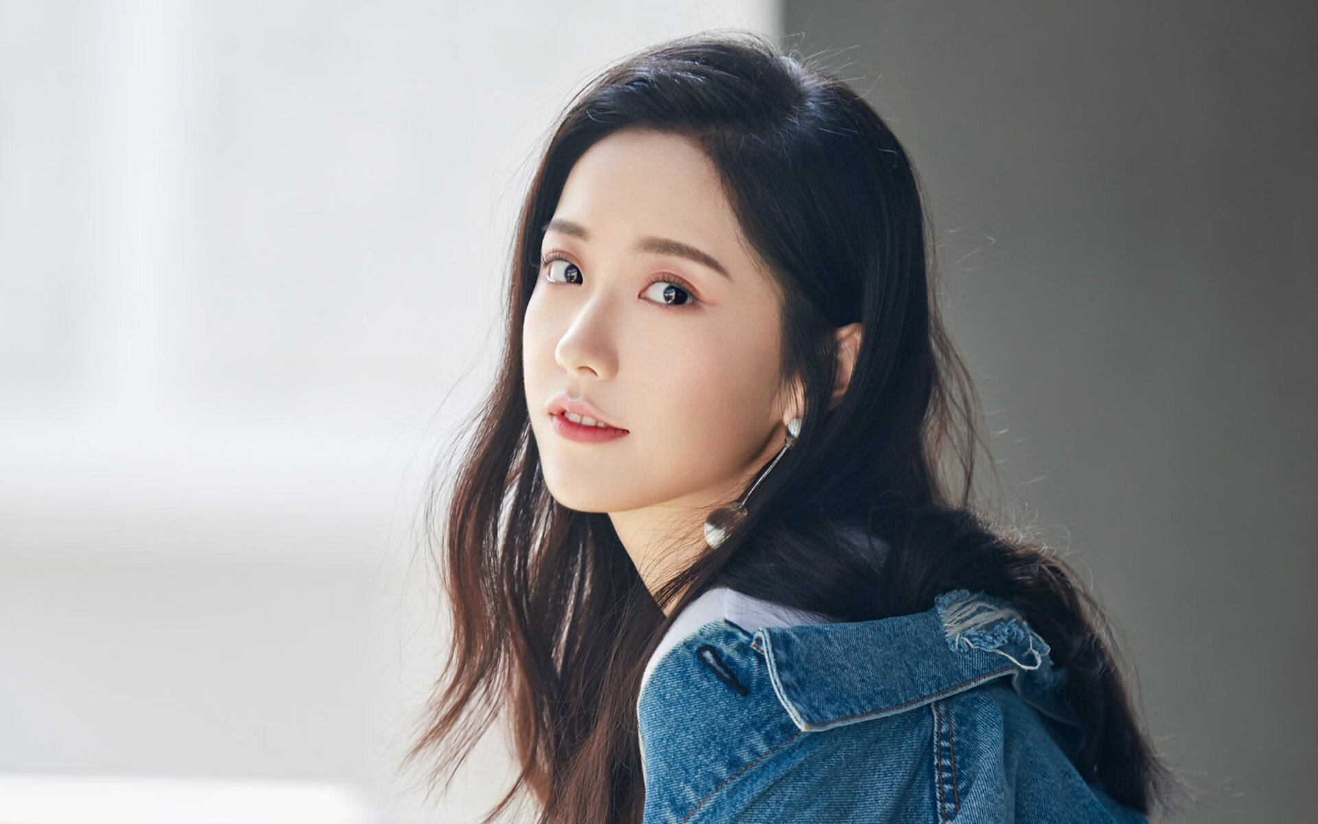 开云体育平台APP-华沙铁骑踏破斗牛士，贝林厄姆绝杀铸就H组经典之夜
